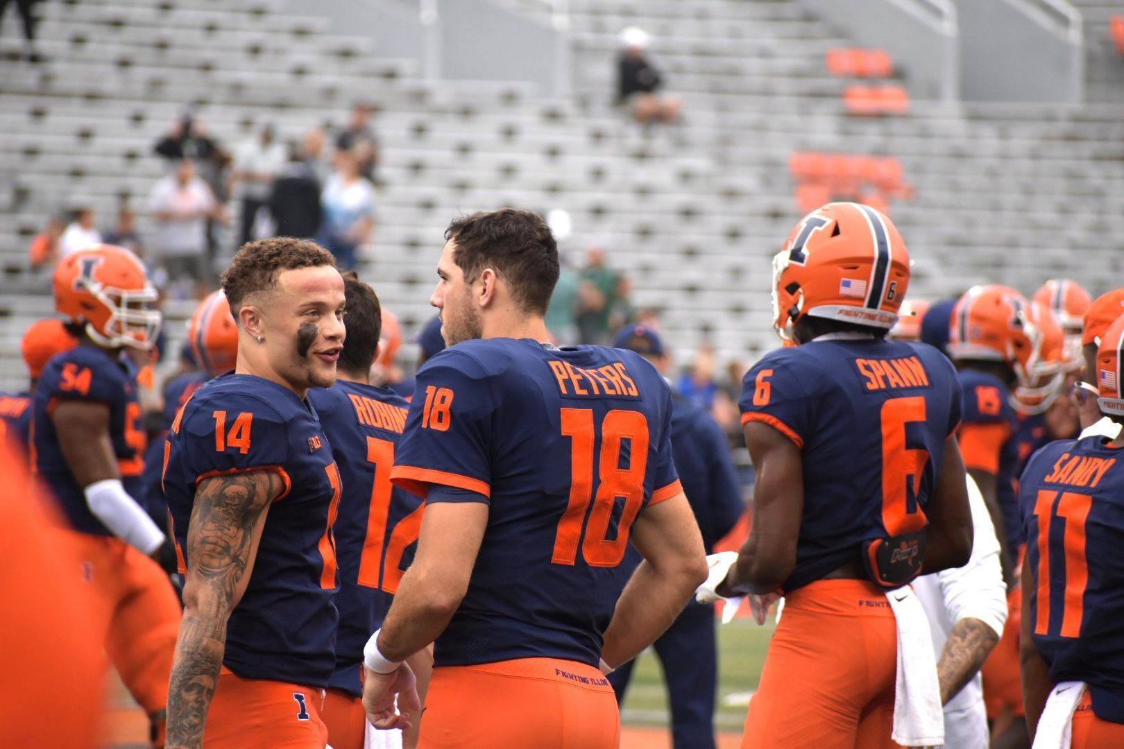 PHOTOS: Illinois warms up against Charlotte